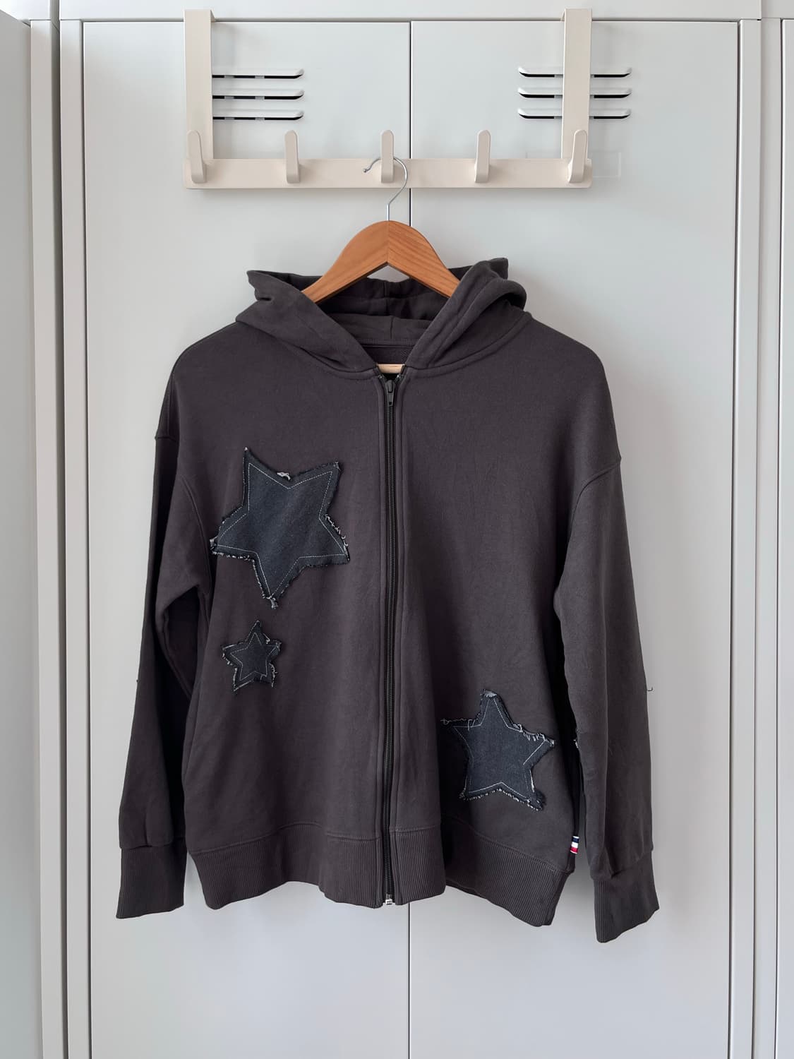 Person 별 패치 그레이 후드집업  상품이미지3