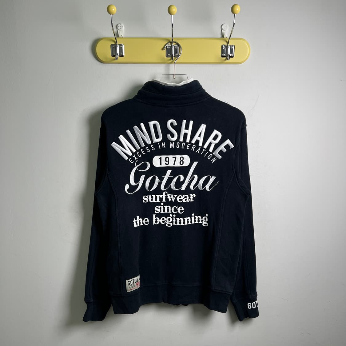 Gotcha 갓챠 블랙 트랙 집업 자켓 M 상품이미지2