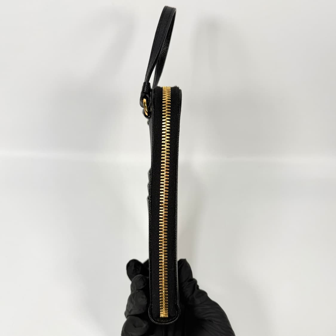 프라다 사피아노 가죽 미니 숄더백 상품이미지5