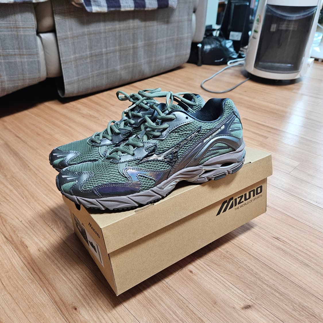 미즈노 웨이브 라이더 10 상품이미지2