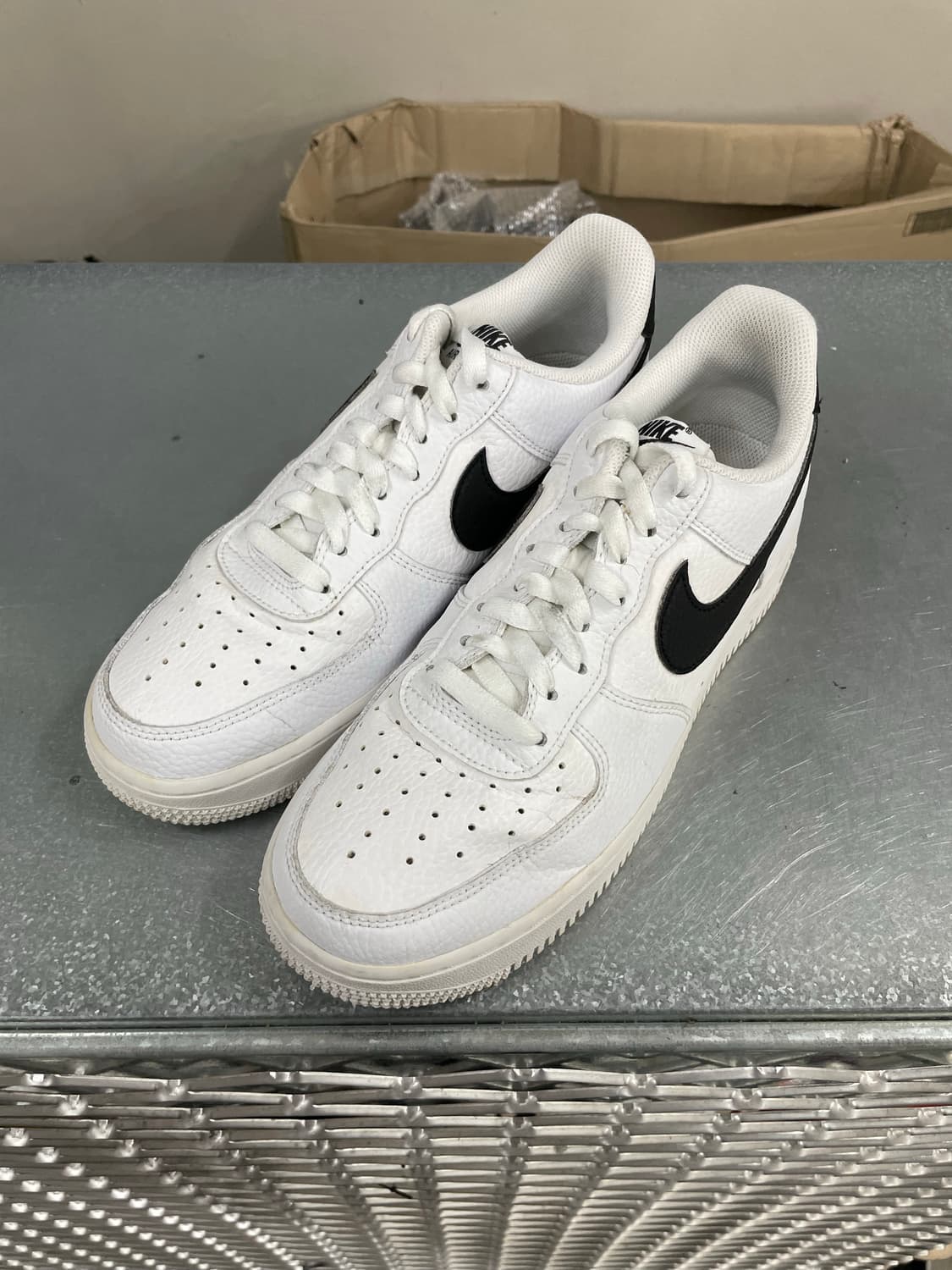 나이키 에어포스 1 화이트 블랙 260 상품이미지2