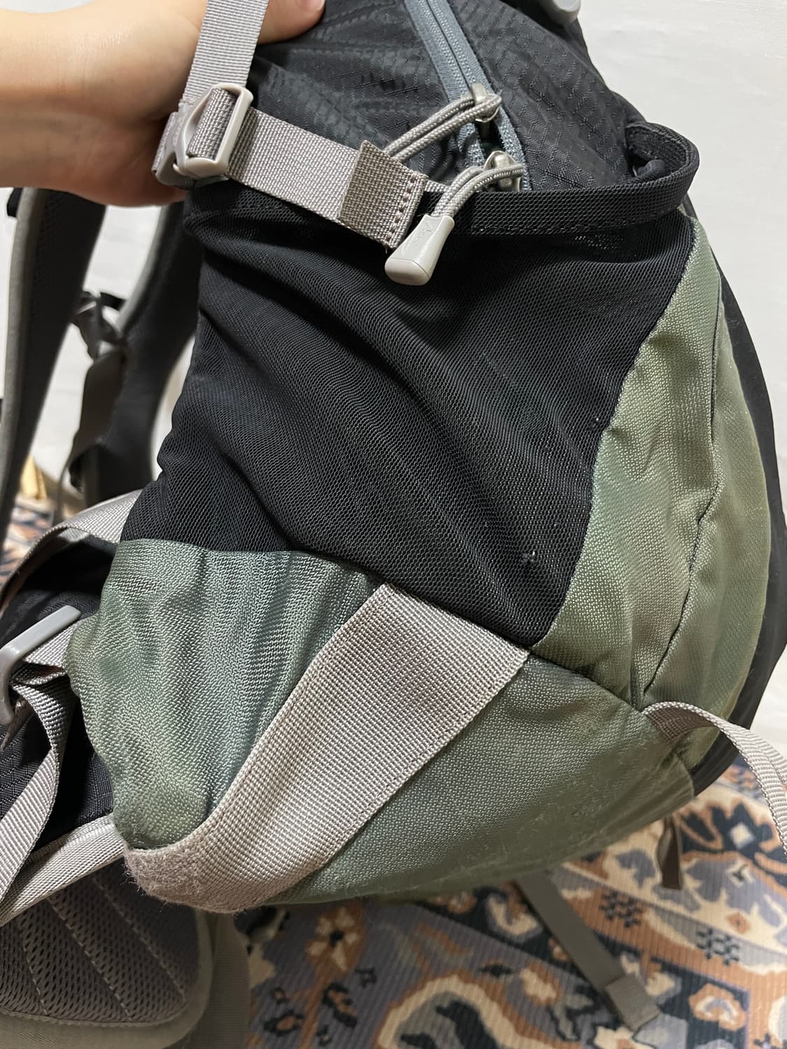 그레고리 Z.22 등산 트레킹 백패킹 배낭 여행백팩 22L _ 블랙카키 상품이미지5