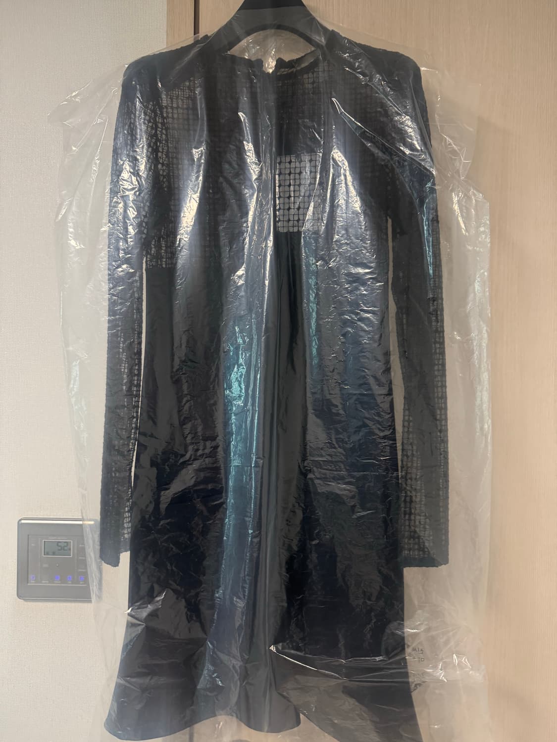 꾸레쥬 레이스 미니 블랙 드레스 새상품 (블랙핑크 리사 착용) 상품이미지3