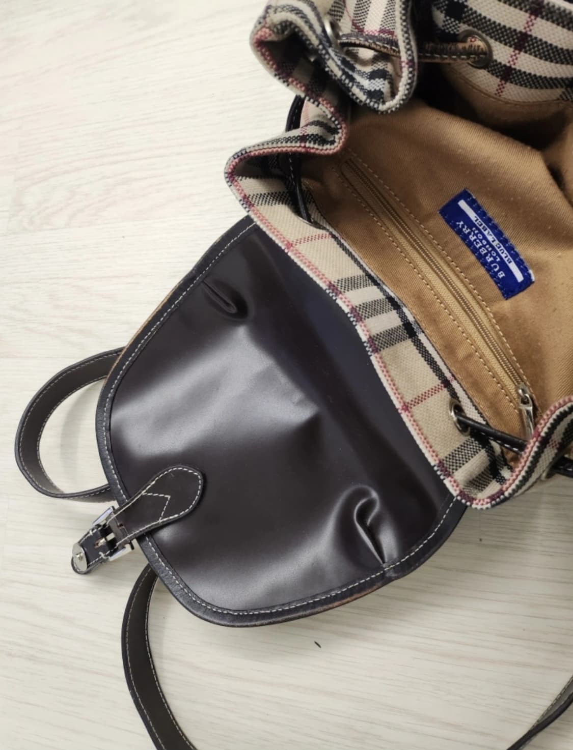 버버리 블랙라벨  백팩 상품이미지4