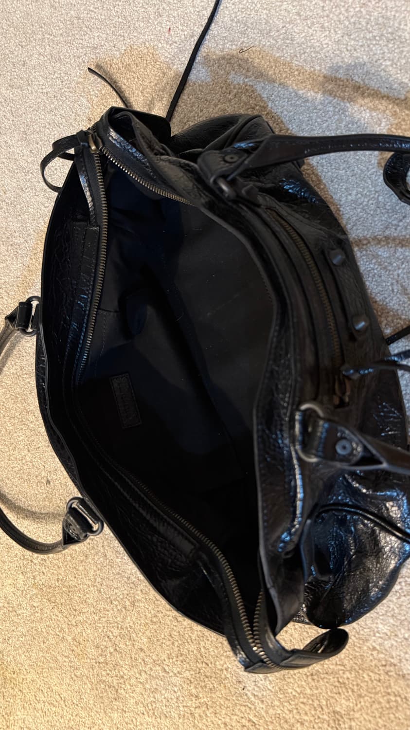 발렌시아가 르 시티 이스트 웨스트백 블랙 상품이미지4