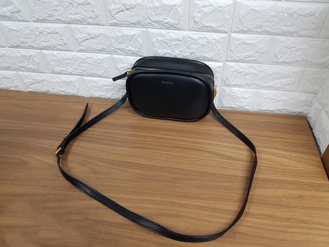 빈폴 ACC 루니 카메라백 (크로스백 BE22D3M365 상품이미지1