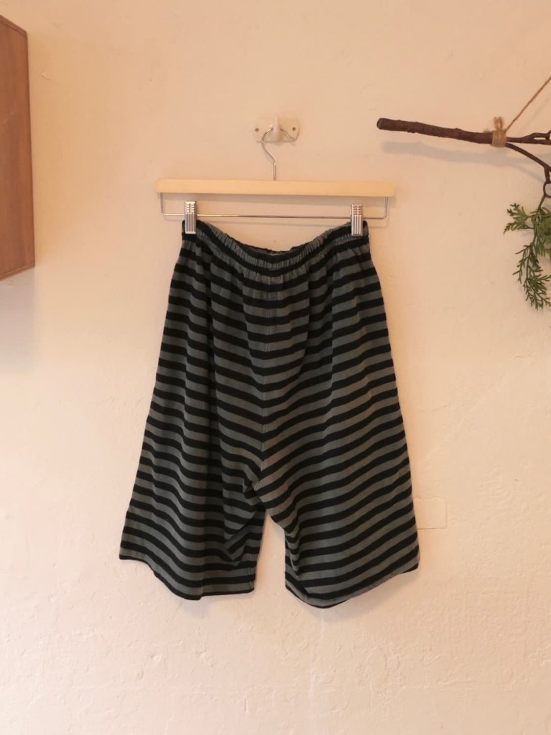 남이서팔 스트라이프 하프 팬츠 상품이미지2