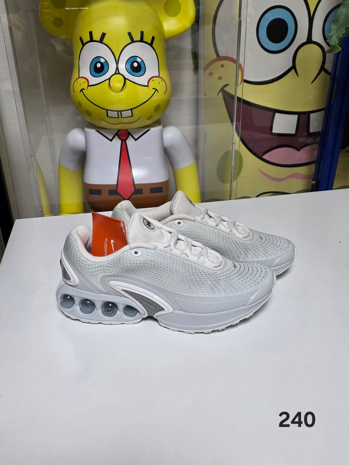 나이키 에어맥스 DN 240 상품이미지1