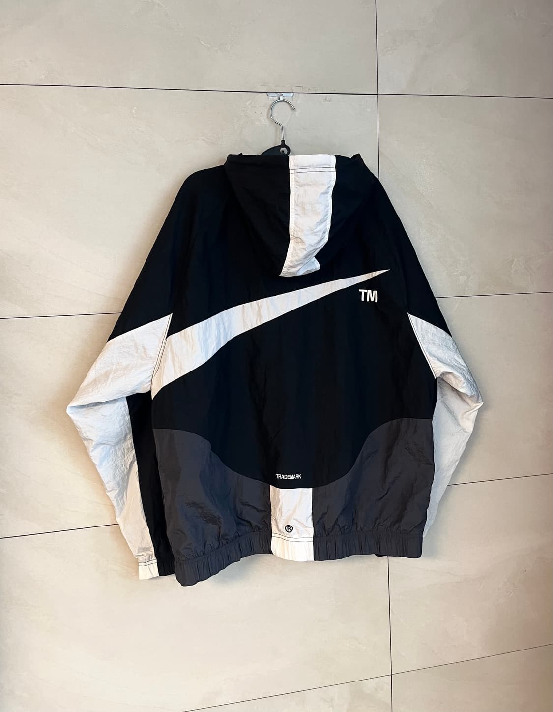 [2XL] 나이키 빅스우시 윈드러너 우븐 바람막이 블랙 상품이미지2