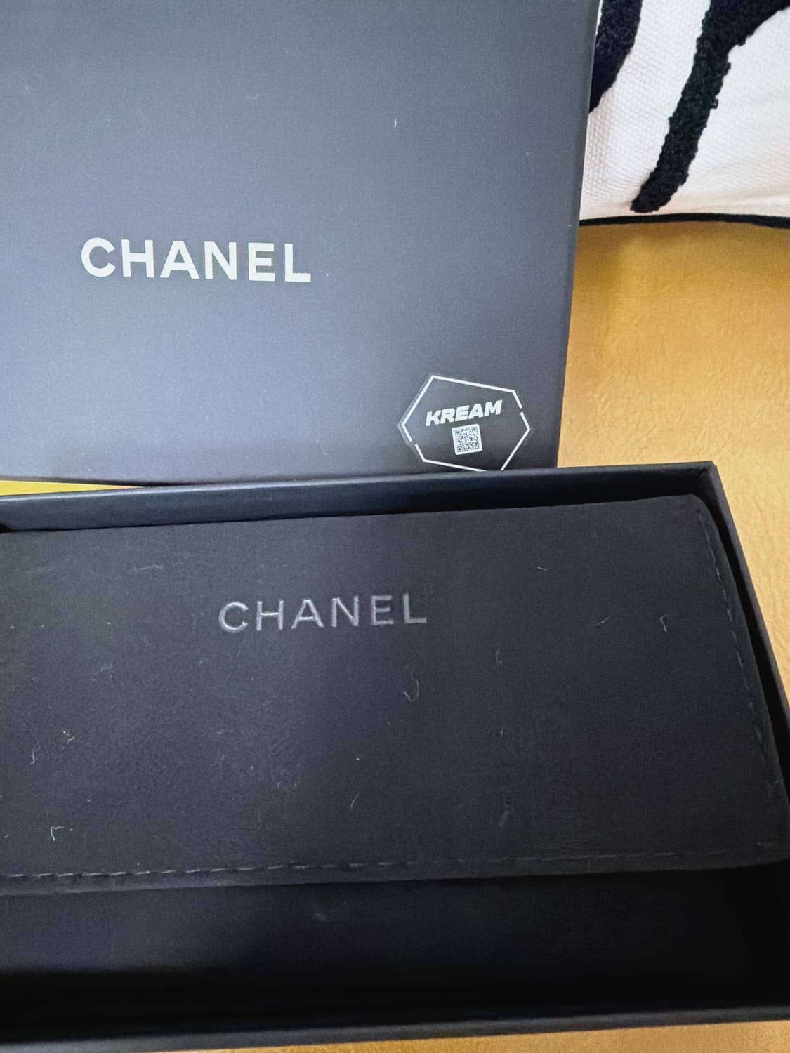 샤넬 클래식 카드 홀더 그레인드 샤이니 카프스킨 상품이미지6