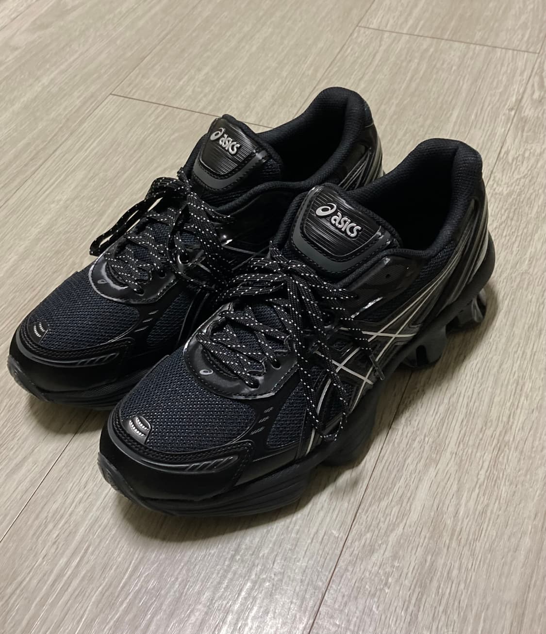 아식스 젤 키네틱 플루언트 블랙 퓨어 실버 260(새상품) 상품이미지2