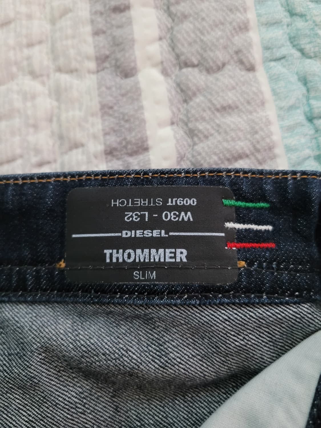 디젤 Diesel 신형탭 토머 데미지리페어 스판슬림스키니 28사이즈 상품이미지5