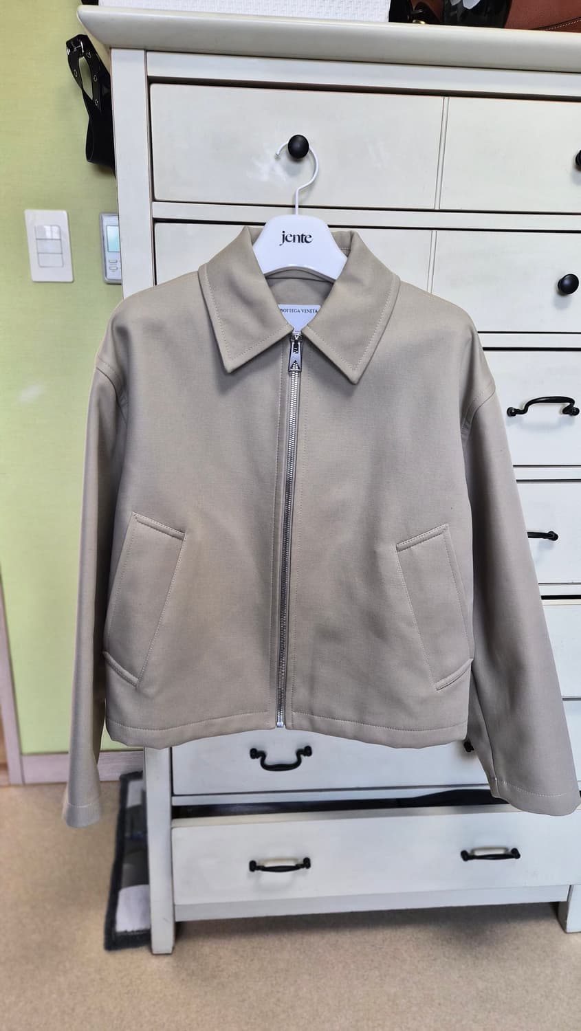 46사이즈)보테가베네타 시그니처 크롭 숏 자켓 상품이미지1