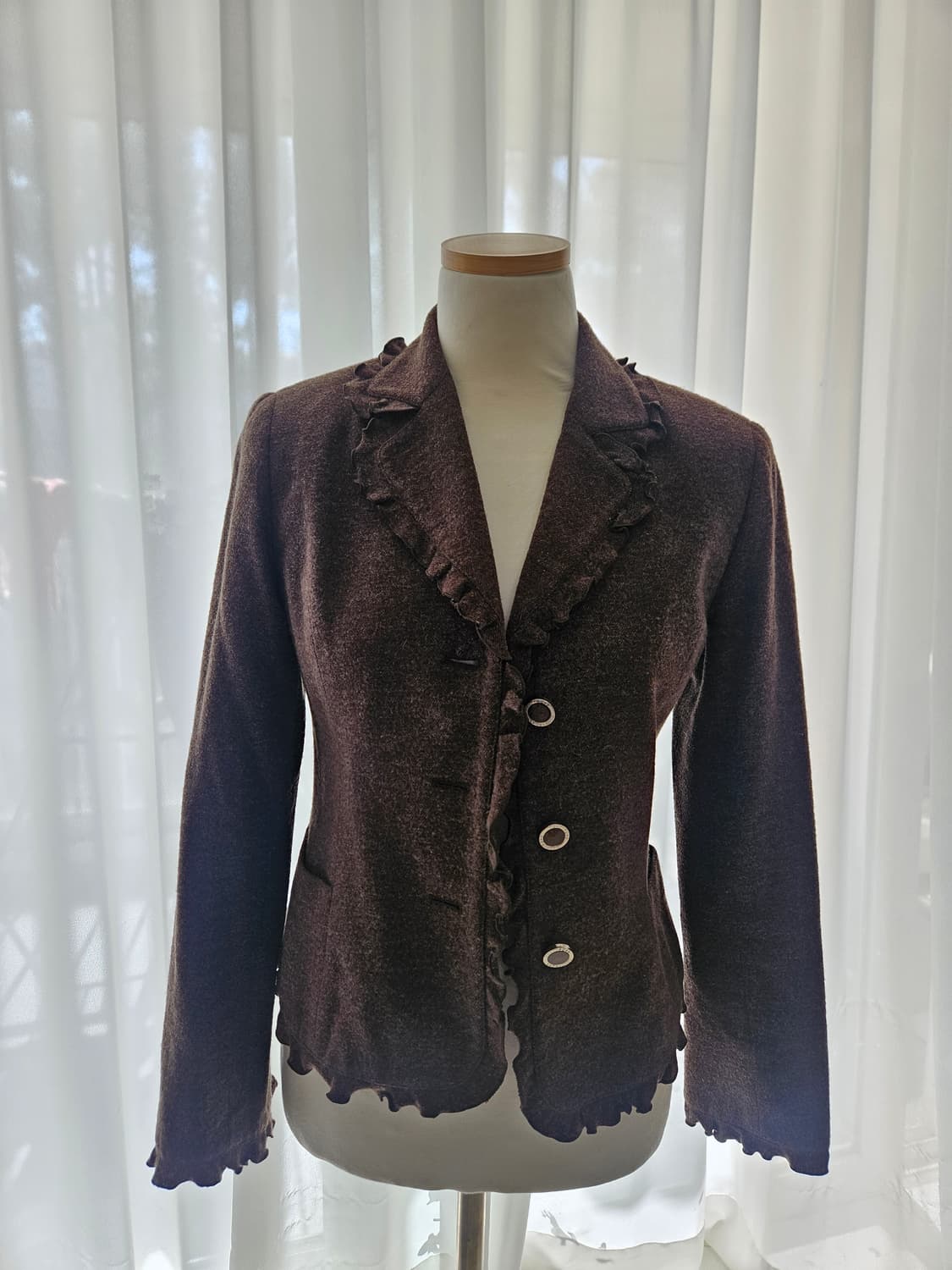 꾸레쥬 브라운 프릴자켓 상품이미지1