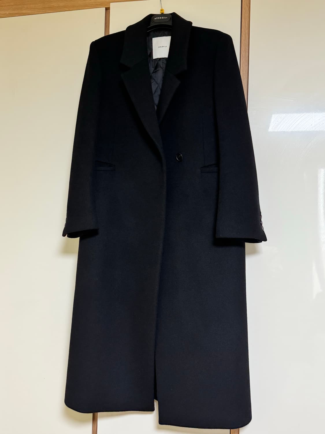 닐바이피 윈터 베이직 코트 블랙 상품이미지3