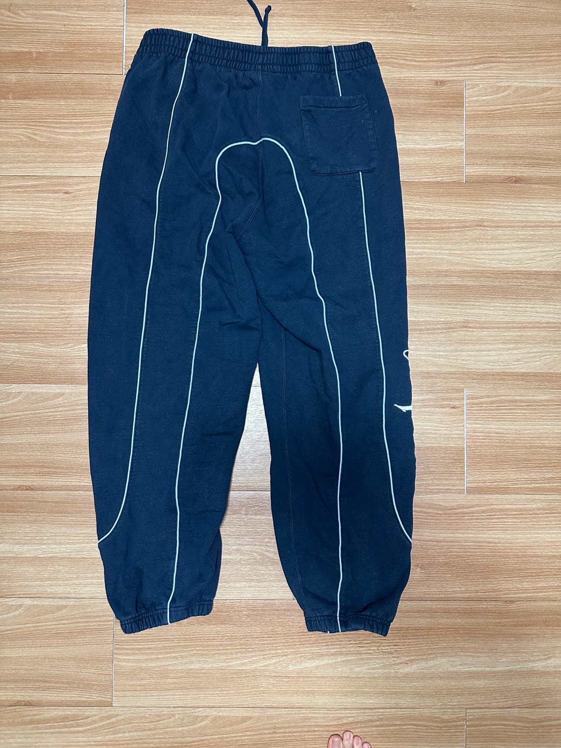 슈프림  25fw스웻팬츠 상품이미지2