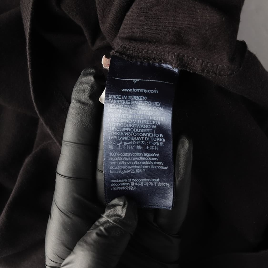 타미힐피거 블랙 스몰 로고 여성 반팔 티셔츠 164 상품이미지6