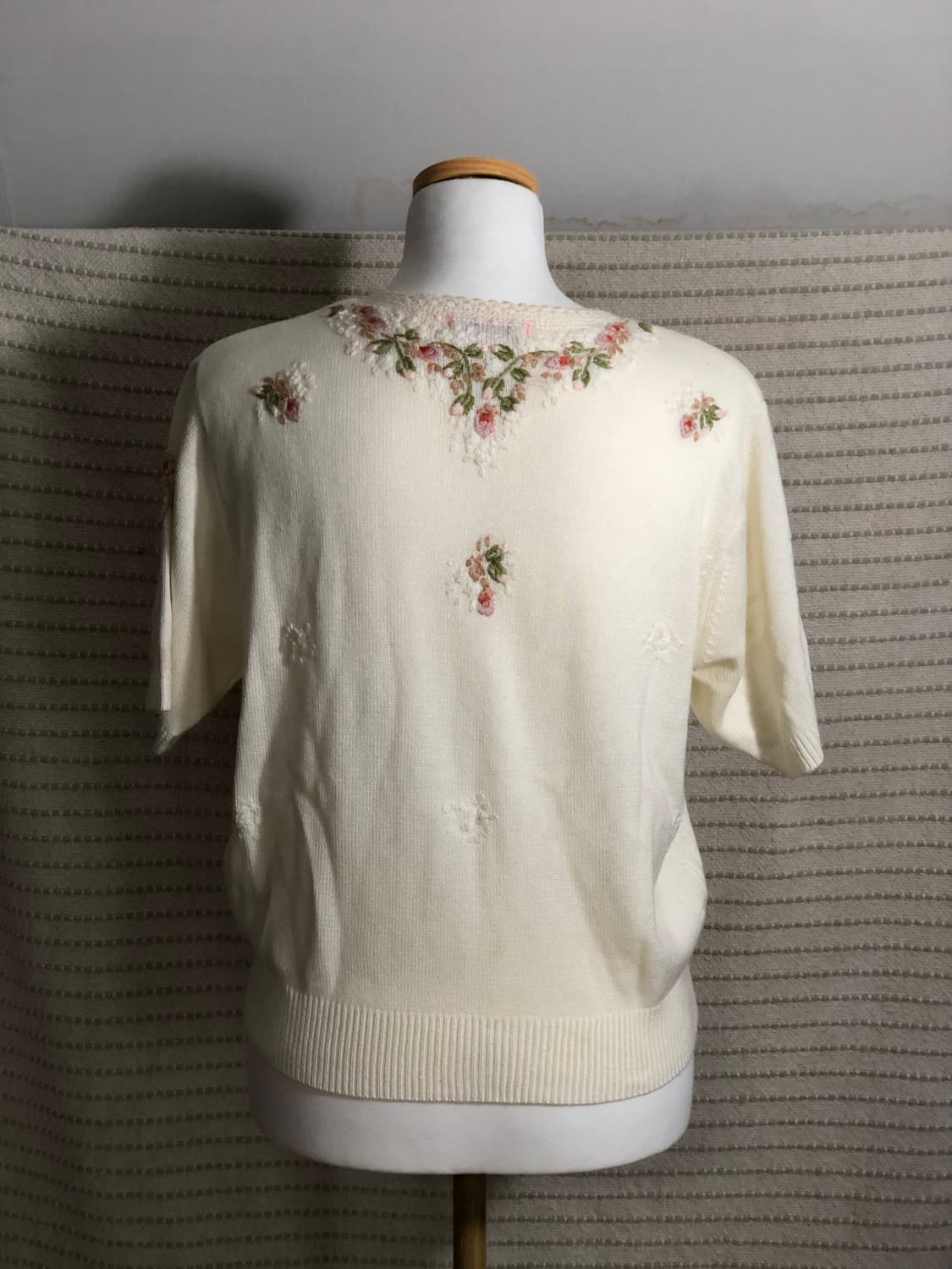 일본 빈티지 자수 플라워 패턴 반팔 니트 아이보리 모리걸 티셔츠 상품이미지2