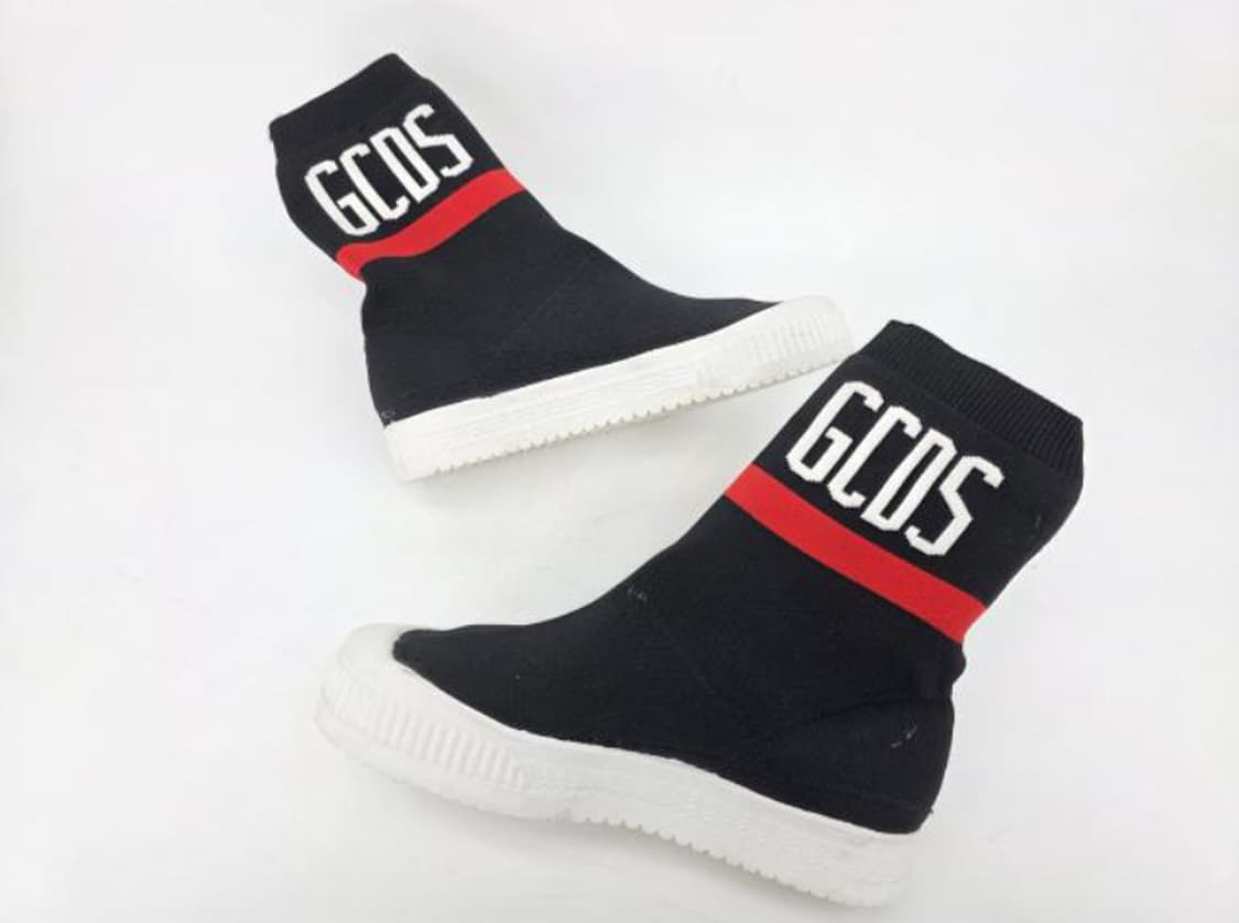 지씨디에스 스니커즈 상품이미지1