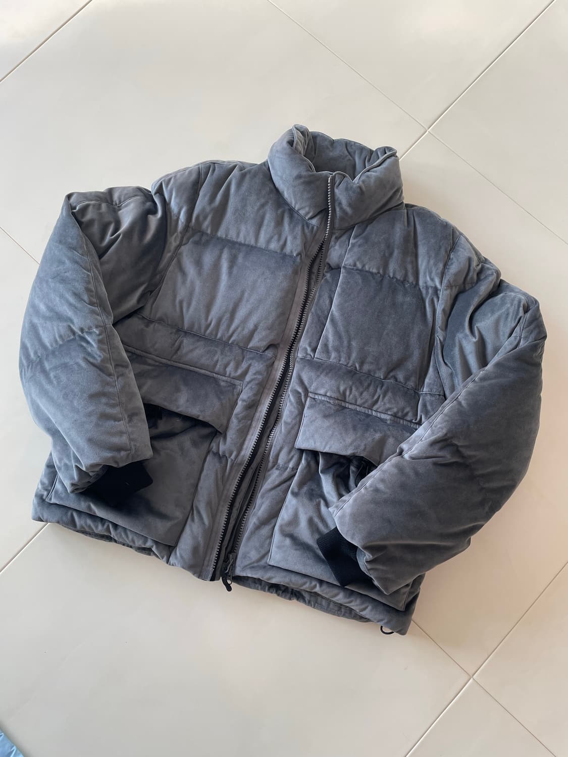 언어펙티드 벨루어 푸퍼 다운 패딩 M 이동휘 벨벳 상품이미지1