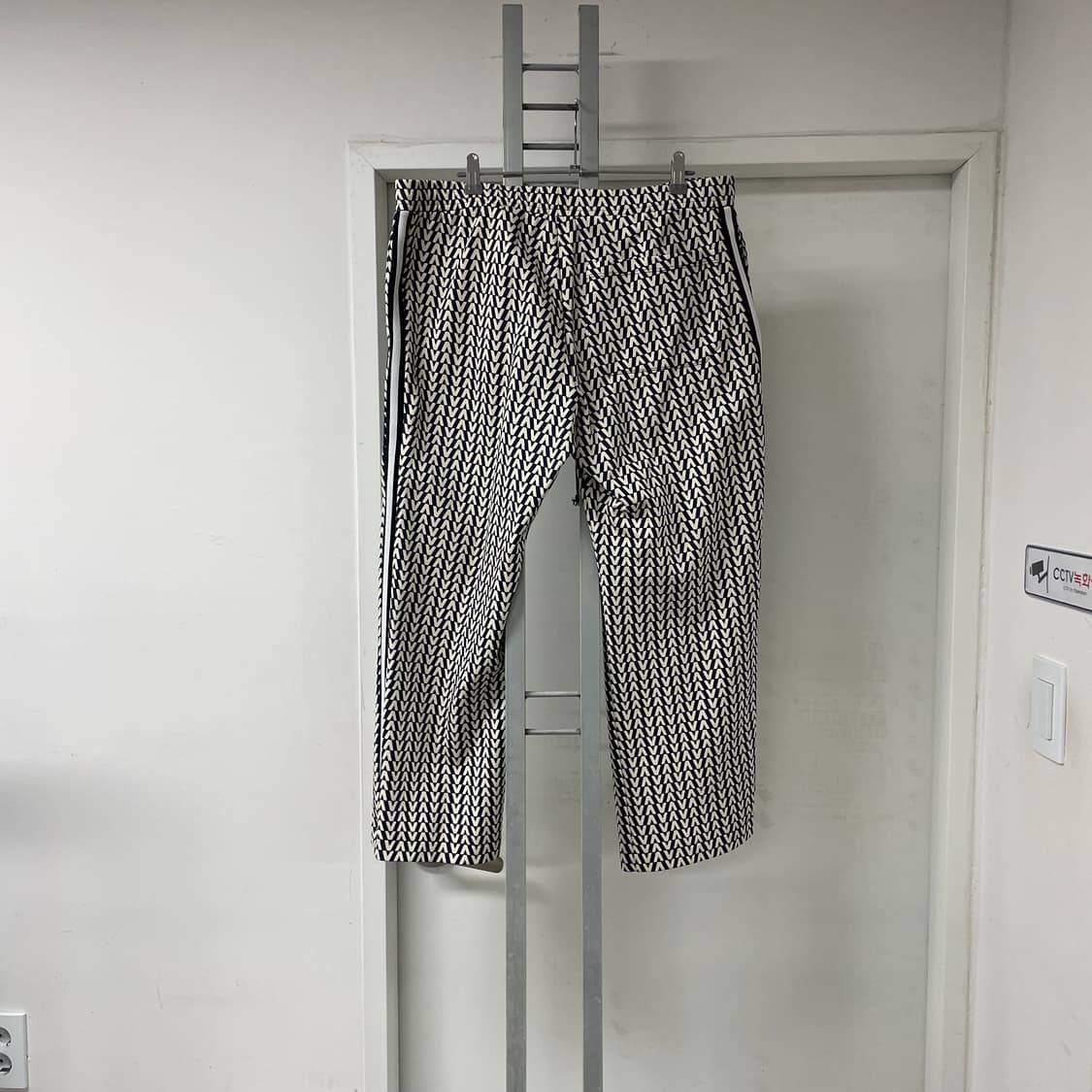 발렌티노 트레이닝 팬츠 L 상품이미지4