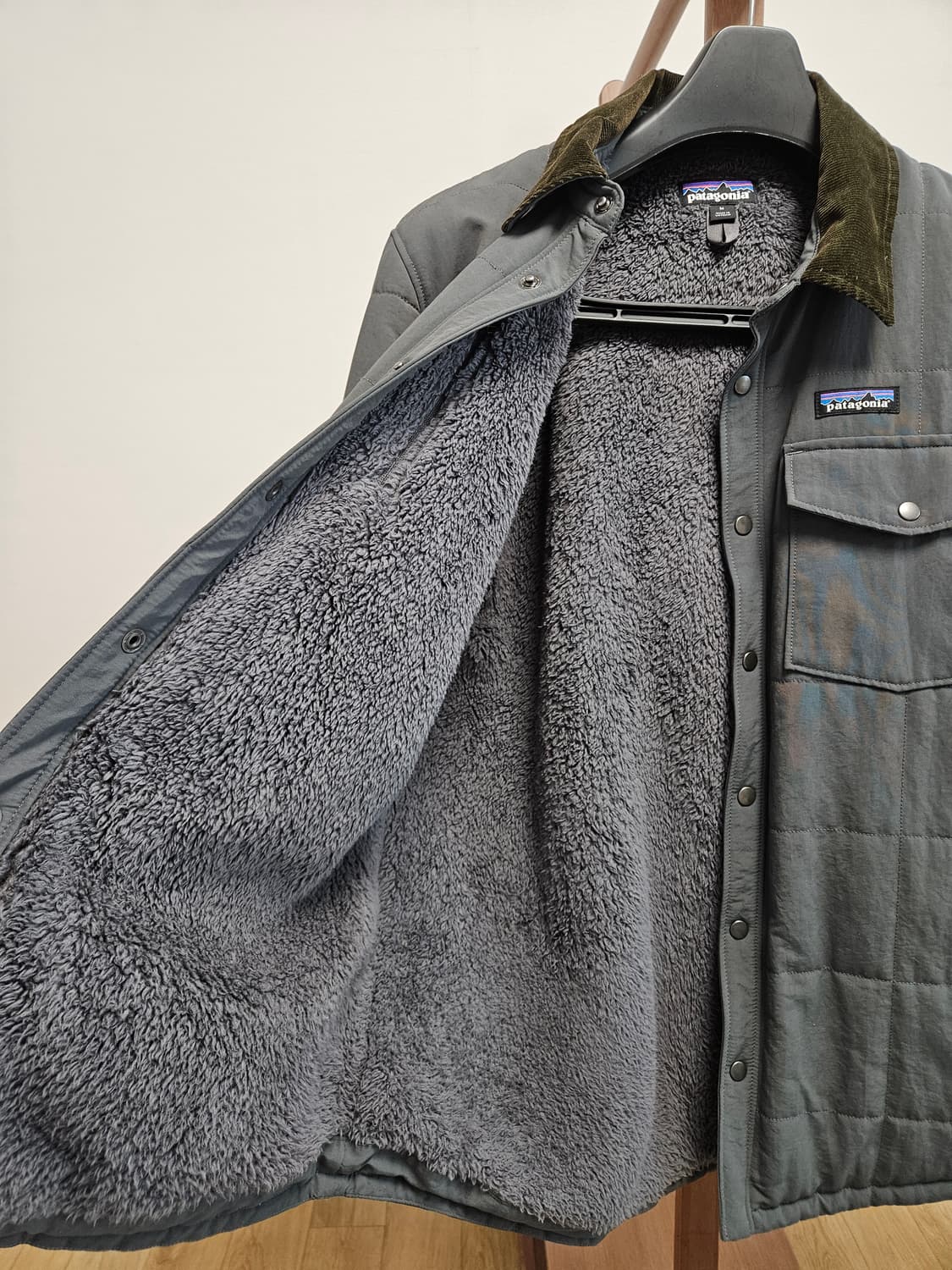 파타고니아 이스머스 퀼팅 자켓 M(100) 상품이미지4