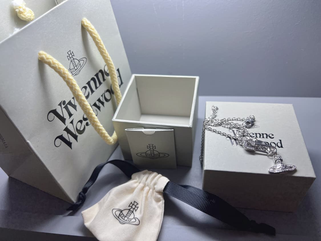 비비안웨스트우드 루크리스 목걸이 상품이미지2