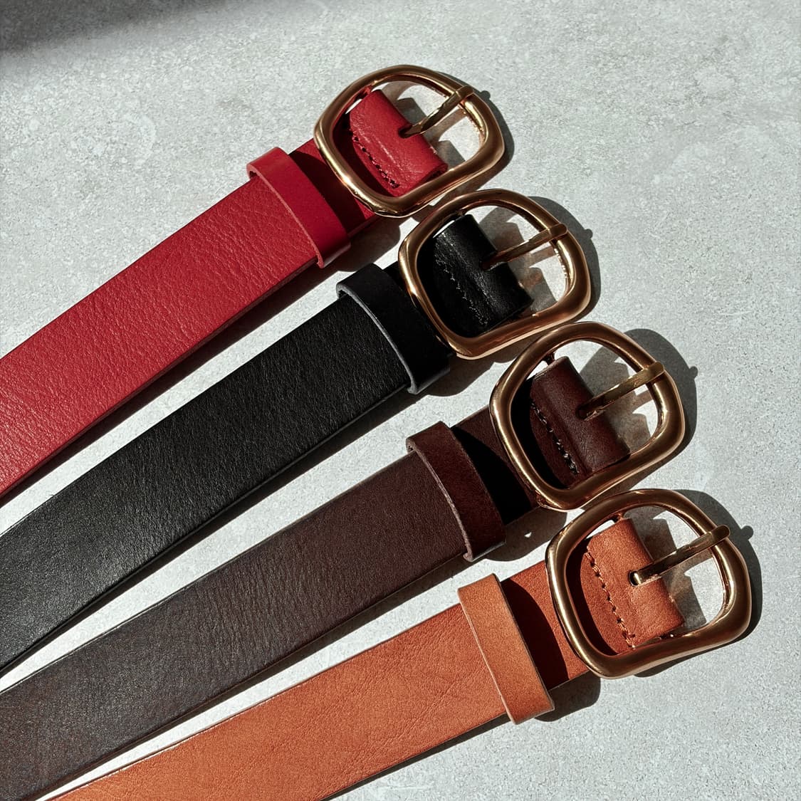 Oribell 커브드 24k 골드플레이트 버클 볼드 베지터블 소가죽 벨트 상품이미지1