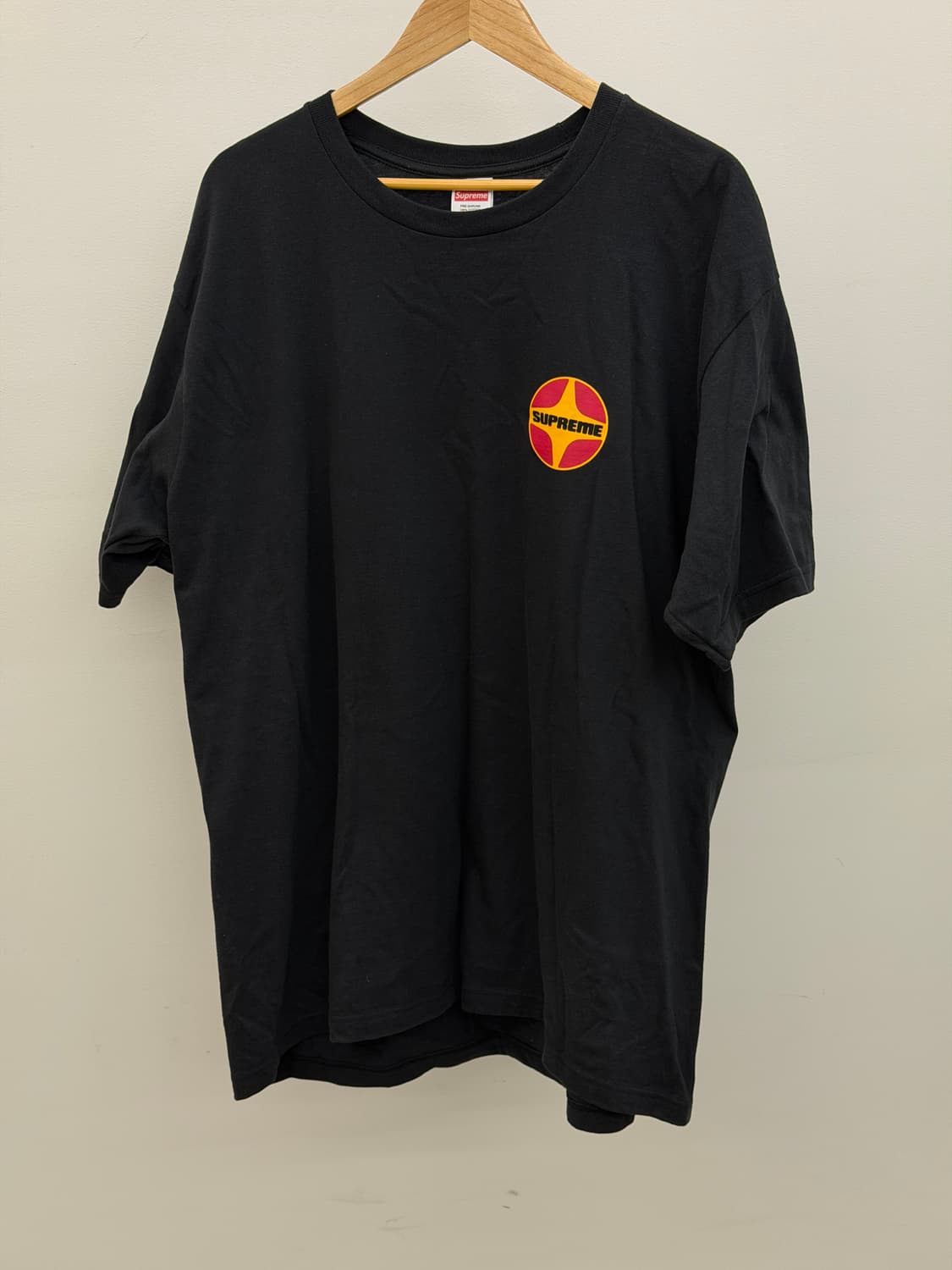 슈프림 x 히스테릭 글래머 핀 업 티셔츠 블랙 - 24FW(XL) 상품이미지1