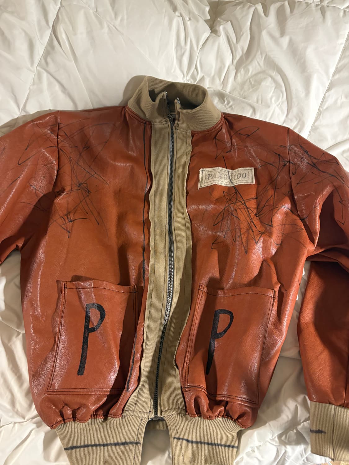 Brown Leather Zip-Up Jacket with P-Pocke 상품이미지5