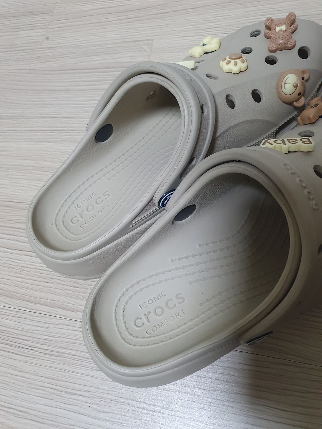 크록스 바야 플랫폼 클로그 240 상품이미지7