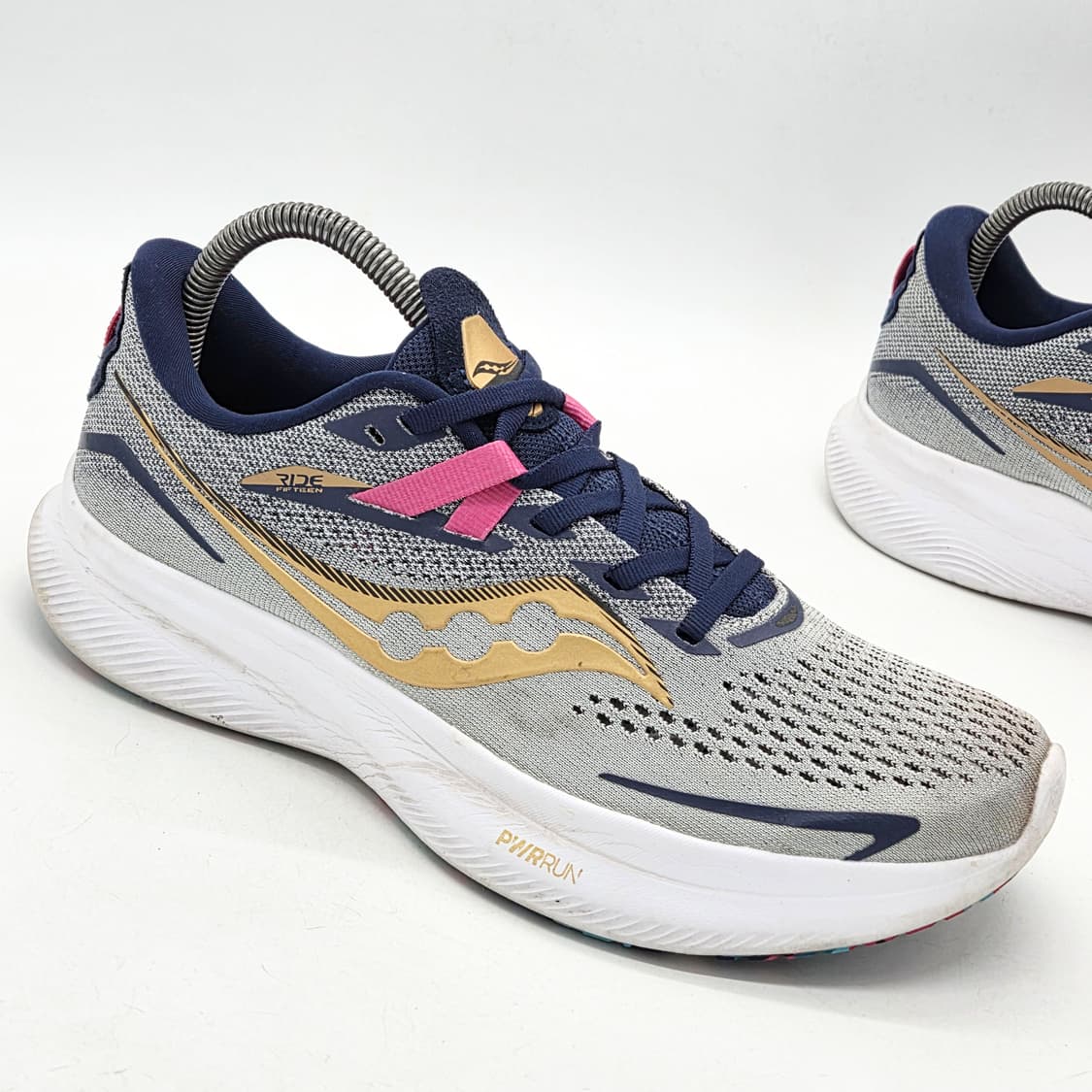 써코니 라이드 15 그레이 (us8.5) 상품이미지5