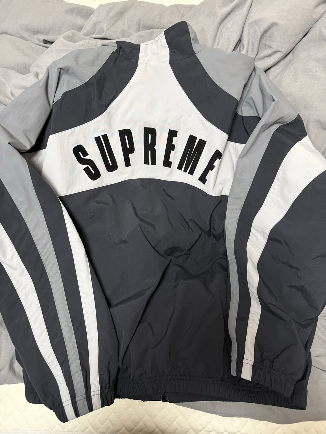 [L] 슈프림 x 엄브로 트랙자켓 블랙 상품이미지5