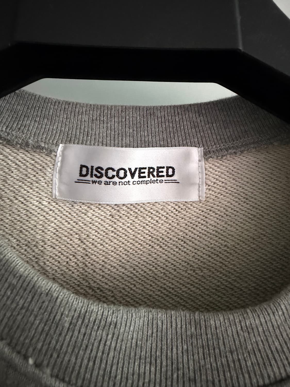 DISCOVERED 크로셰 스웨트셔츠 상품이미지3