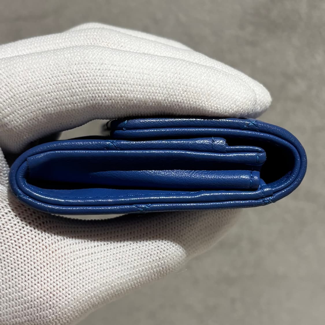 A+ OS사이즈 샤넬 CC로고 시즌 캐비어 플랩 카드지갑 블루 (내장칩) 상품이미지6