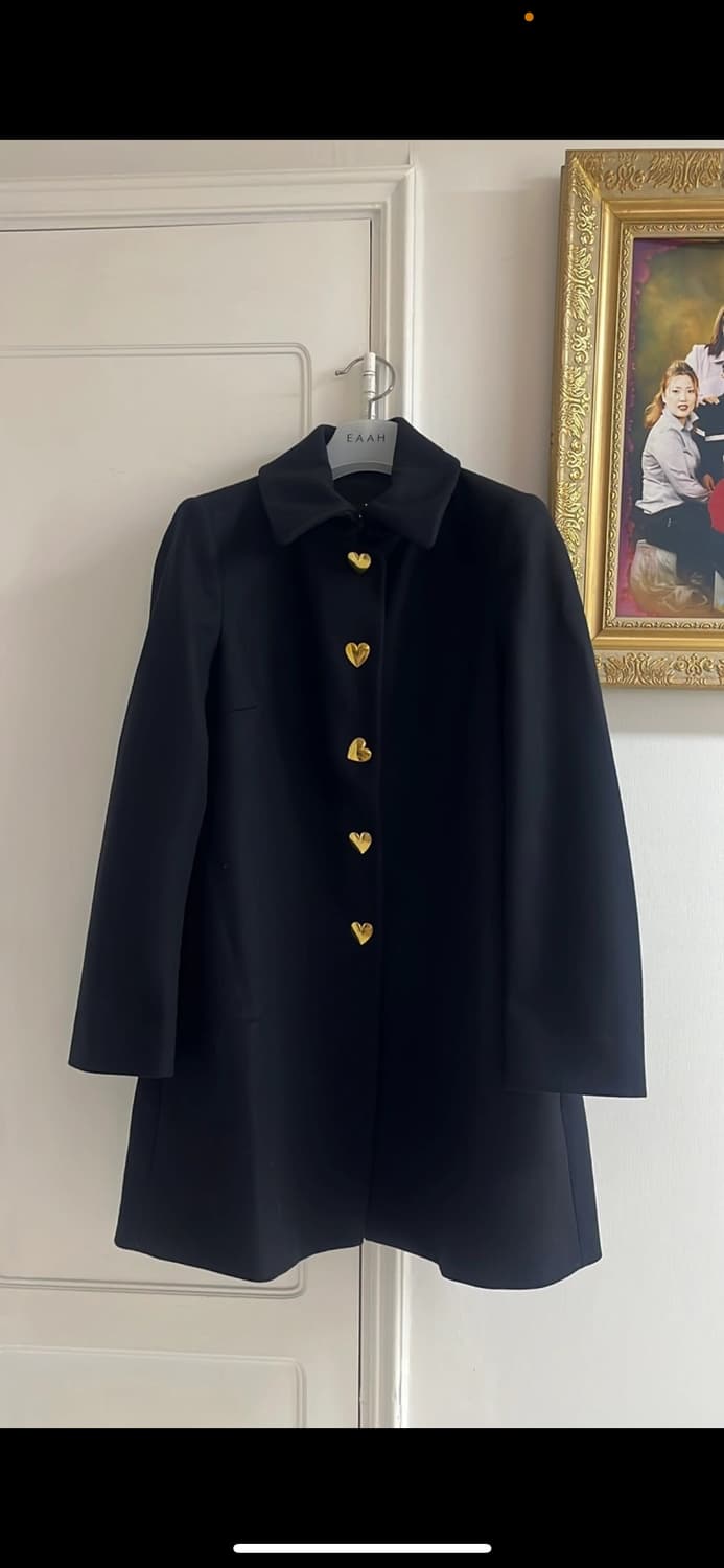 MOSCHINO 블랙 하트버튼 코트 55 정품 상품이미지5