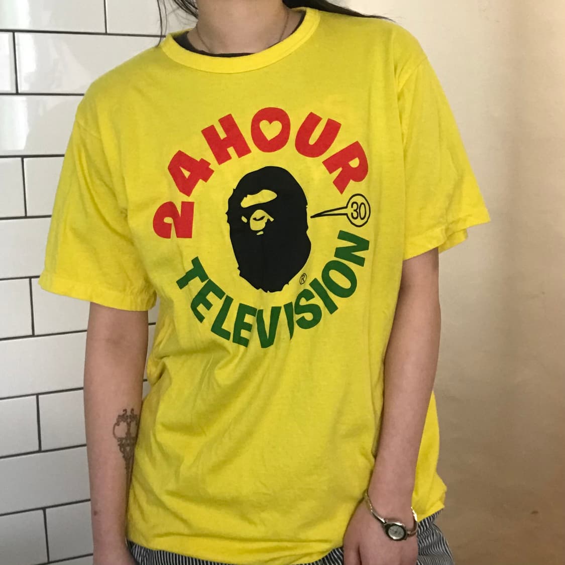 베이프 에이프 헤드 로고 티셔츠 상품이미지3