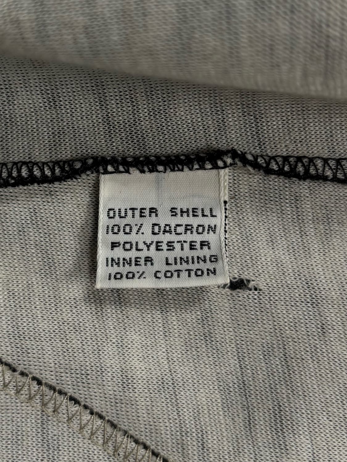 버버리 크레스트 자수 블랙 데이크론 포켓 베스트 상품이미지7