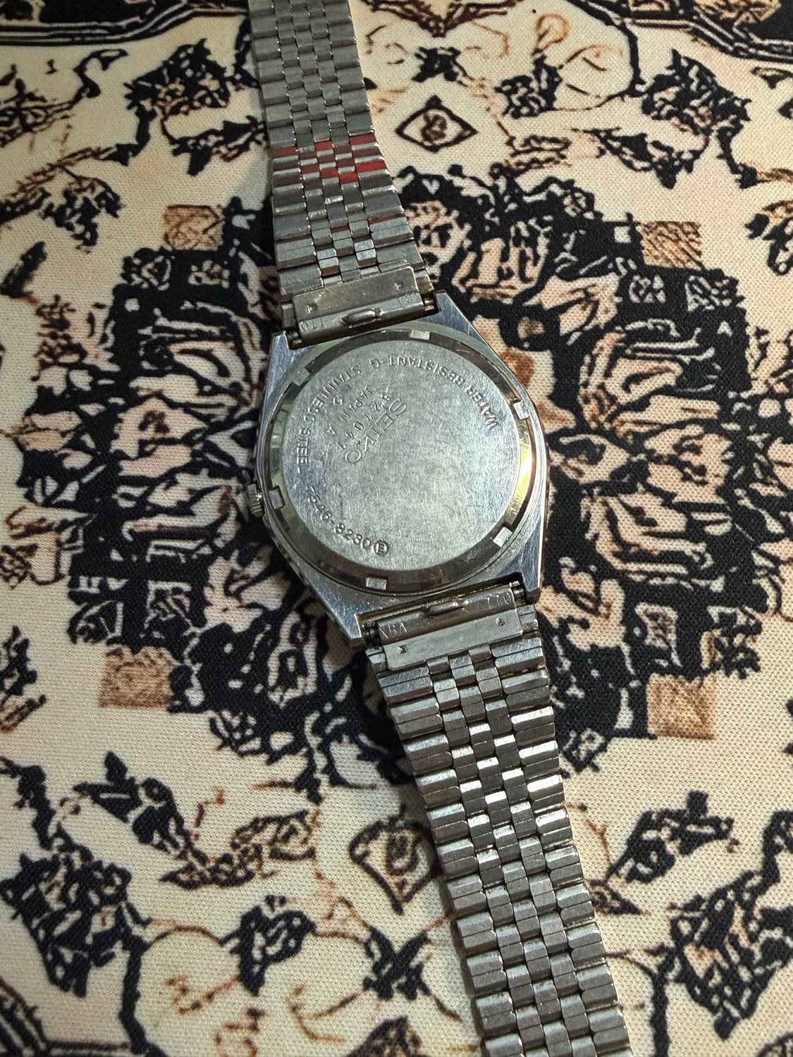 SEIKO 빈티지 쿼츠 시계 상품이미지3