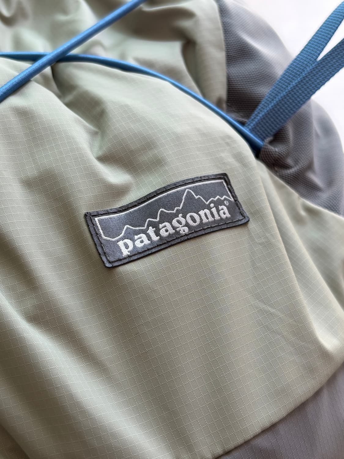 patagonia 파타고니아 트레비아 백팩 14L (리버락그린 컬러) 상품이미지7