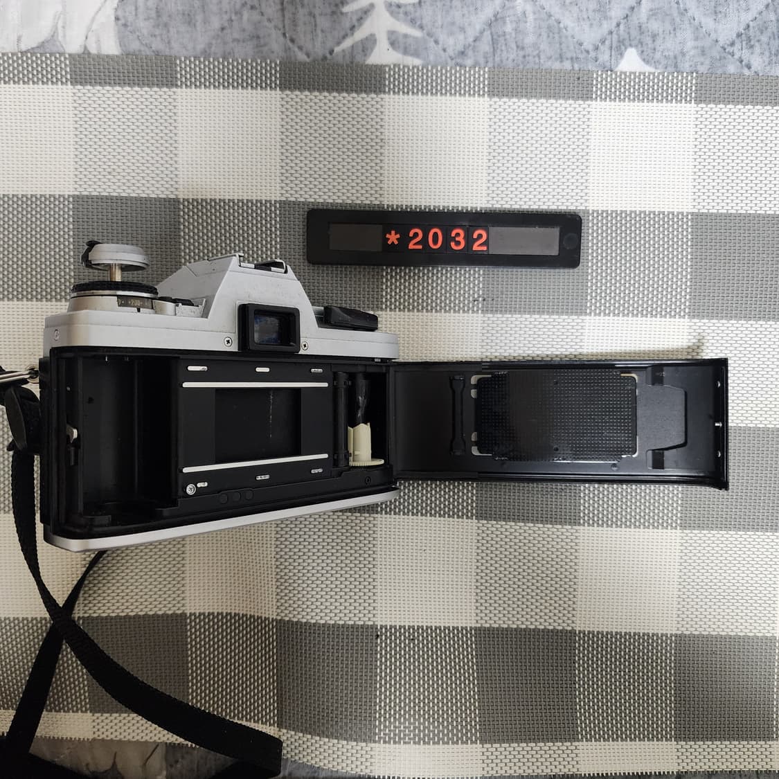 미놀타 X-370 필름카메라 1.4 단렌즈 실버바디 상품이미지6