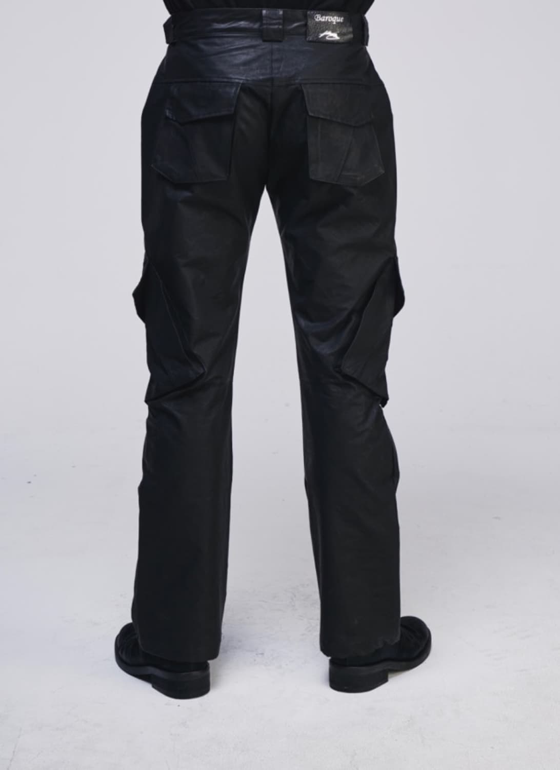 바로크 24FW 코팅 카고 팬츠 팝니다 상품이미지2
