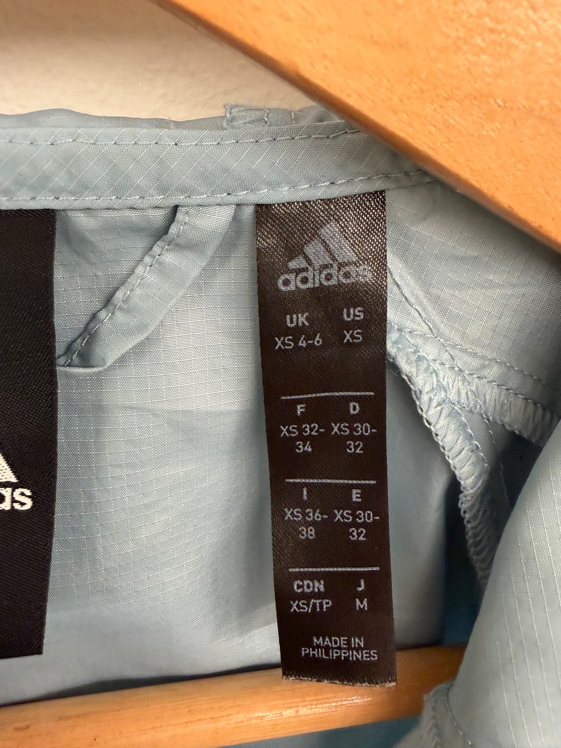 [미국 XS] 아디다스 루즈핏 경량 바람막이 블루 그레이 상품이미지4