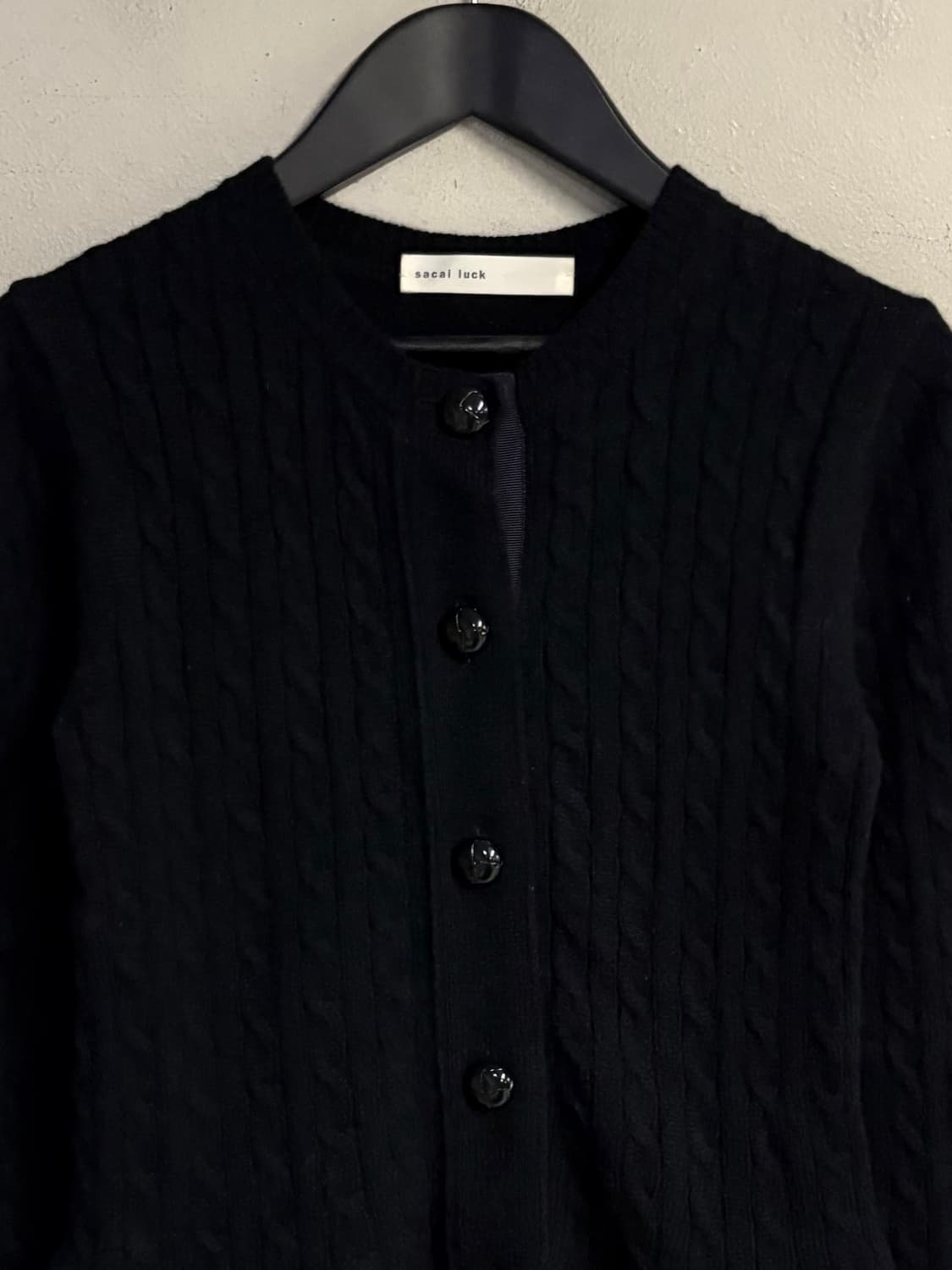 SACAI LUCK ruffle cable cardigan  상품이미지3