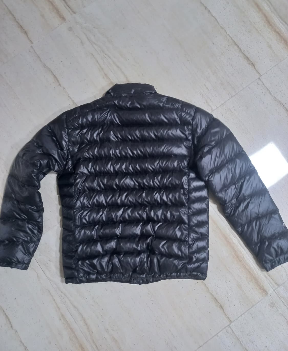 몽밸 구스 경량패딩 상품이미지2