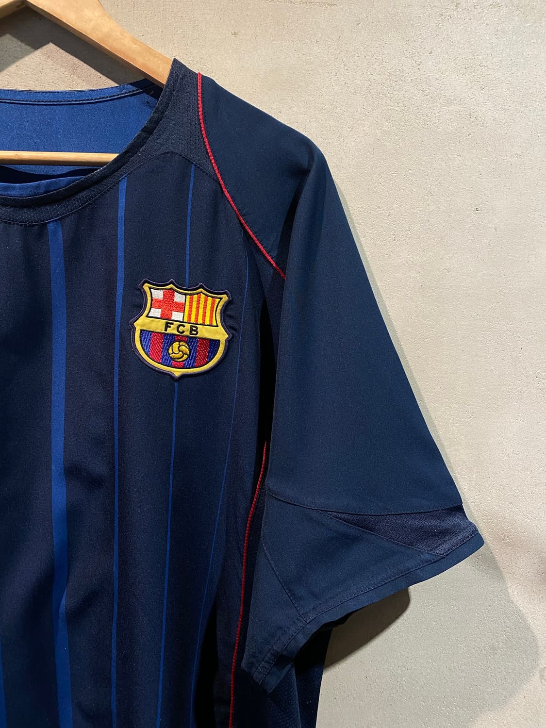 04-05 바르셀로나 호나우지뉴 어웨이 유니폼 상품이미지3