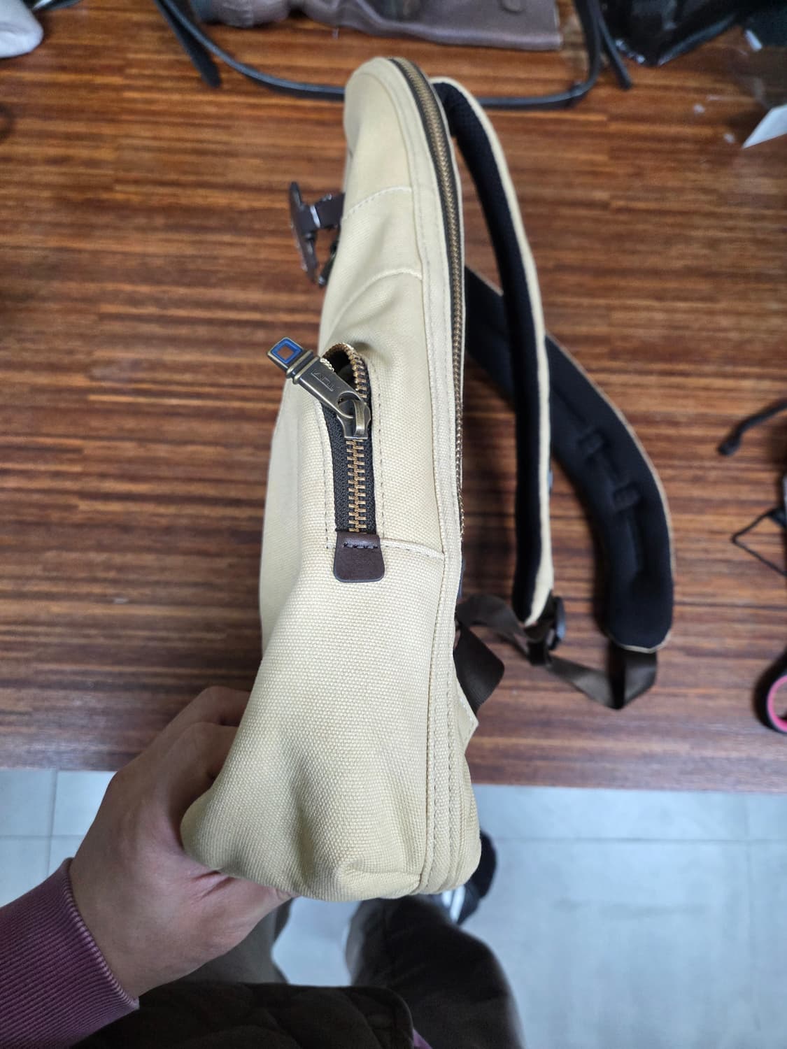 투미 녹스 백팩 베이지 캔버스 상품이미지2