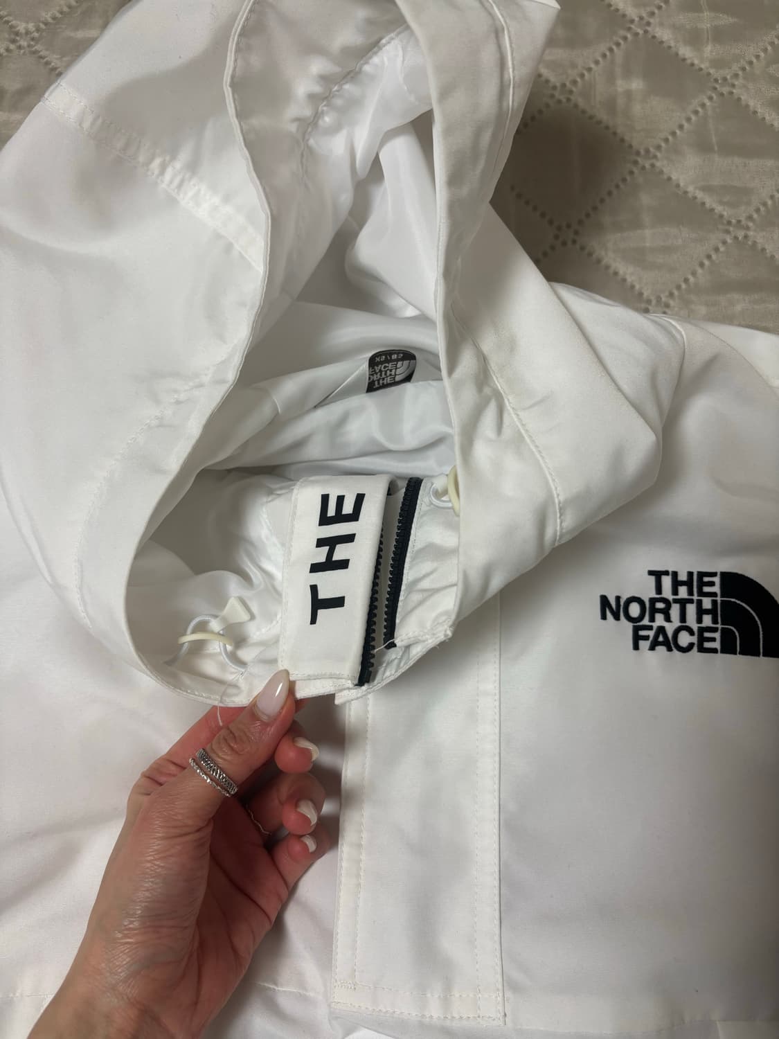 노스페이스 반집업 바람막이xs 상품이미지2