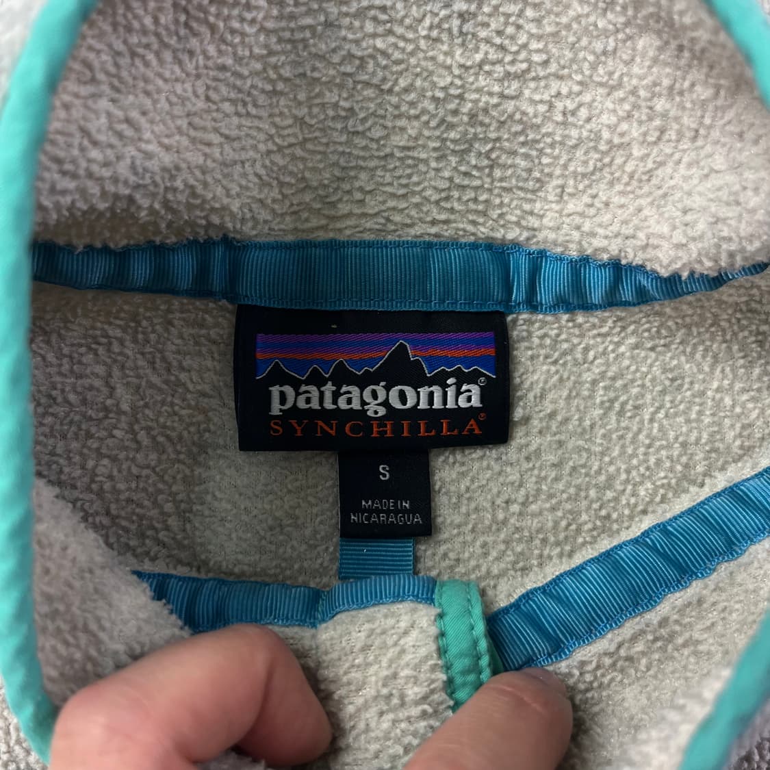 95 파타고니아 신칠라 오트밀 스냅티 플리스  상품이미지3