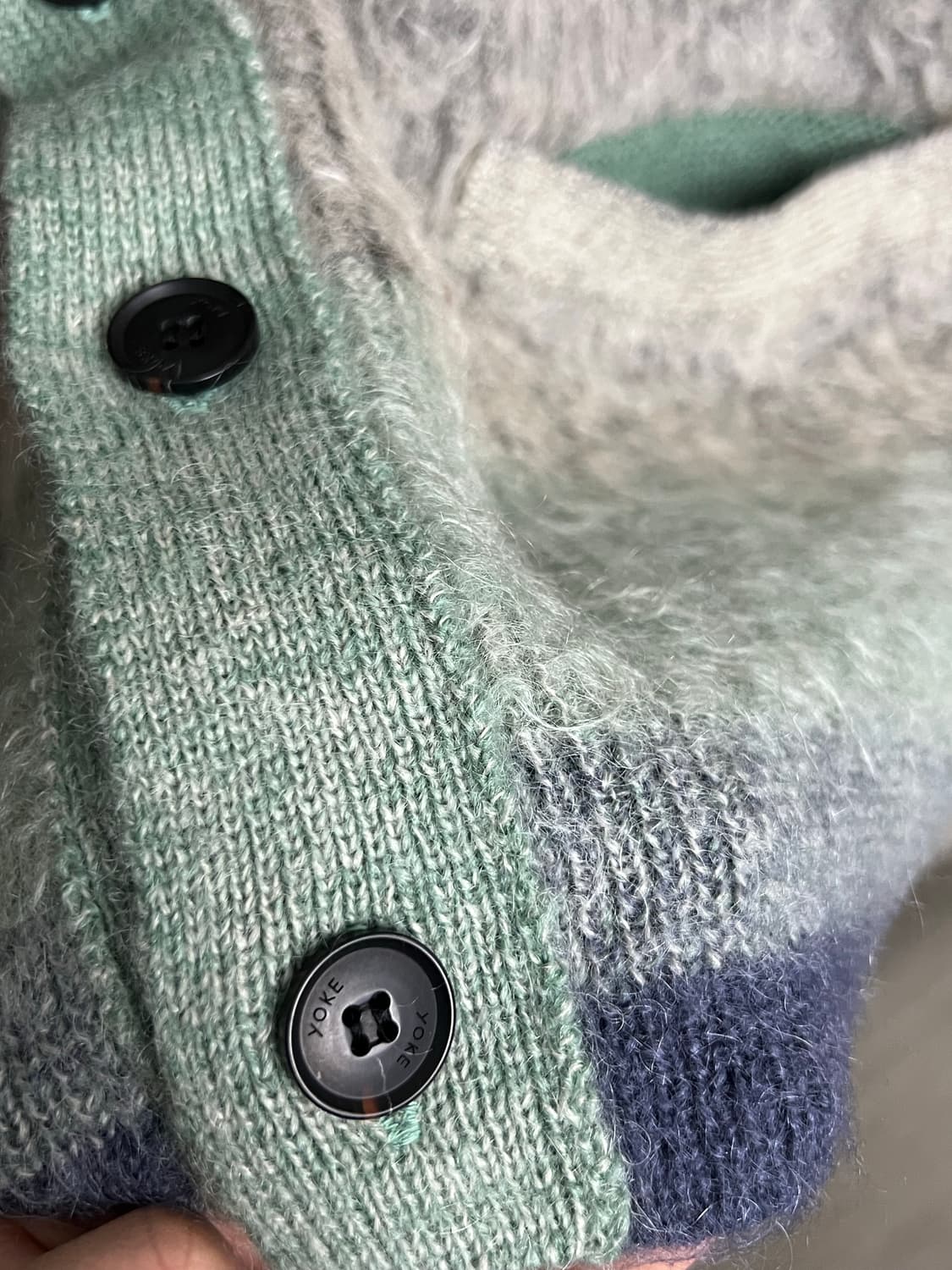 요크 YOKE 23FW 모헤어 보더 가디건 상품이미지4